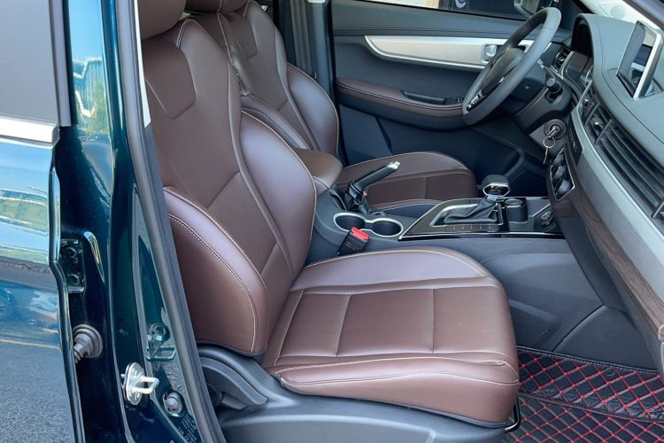 Used FORTHING T5 2022 Shengshi Edition 1.5T Automatic Dream Version Five Seats Right Front Seat