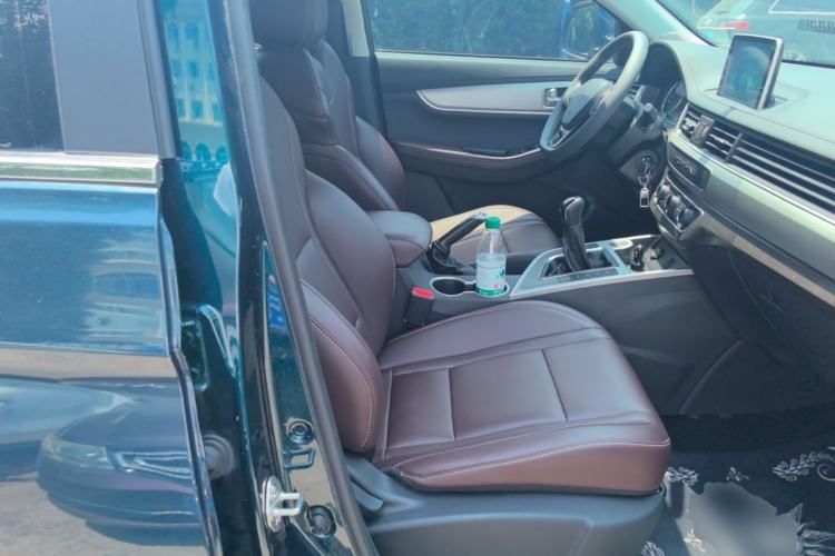 Used FORTHING T5 2022 Grand Edition 1.6L Manual Dream-Chasing Five-Seat Model Right Front Seat