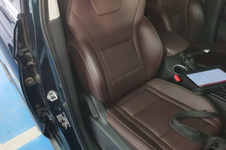 Used FORTHING T5 2022 Shengshi Edition 1.5T Automatic Dream Version Five Seats Right Front Seat
