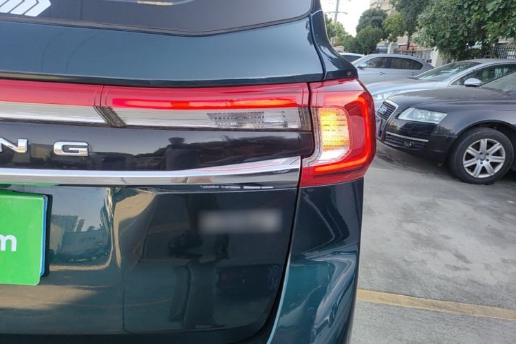 Used FORTHING T5 2022 Shengshi Edition 1.5T Automatic Dream Version Five Seats Right Rear Taillight