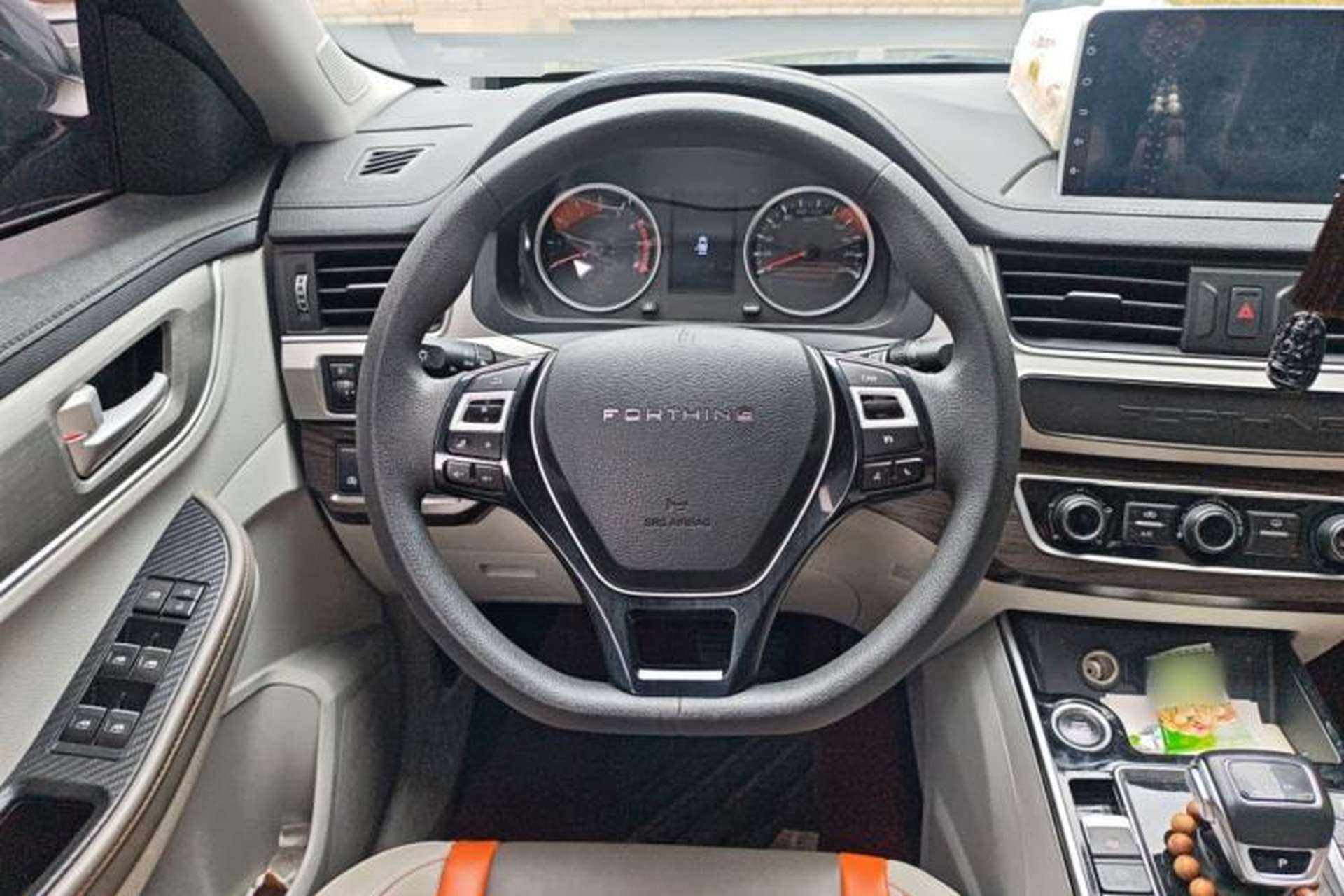 Used FORTHING T5 2022 Mach Edition 1.5T DCT High-Performance Five-Seater Steering Wheel