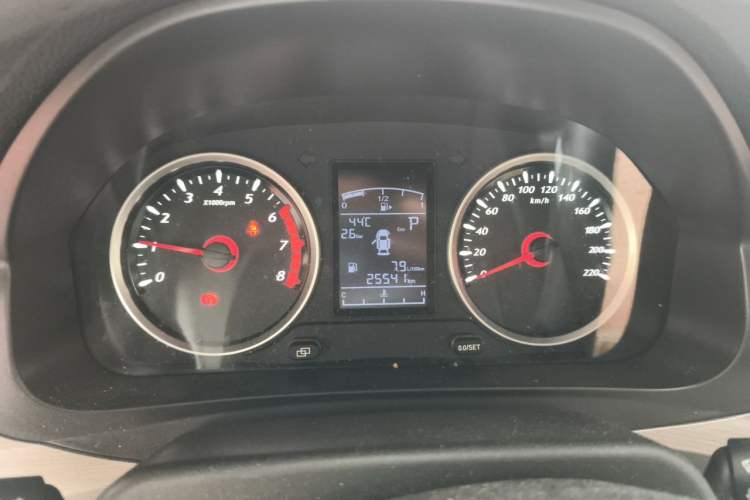 Used FORTHING T5 2022 Shengshi Edition 1.5T Automatic Dream Version Five Seats Instrument Cluster