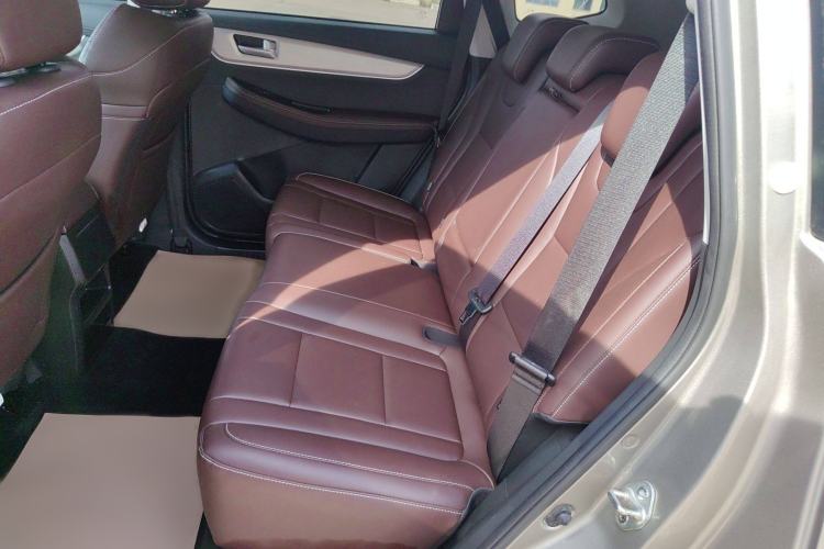 Used FORTHING T5 2022 Grand Edition 1.6L Manual Dream-Chasing Five-Seat Model Interior 7