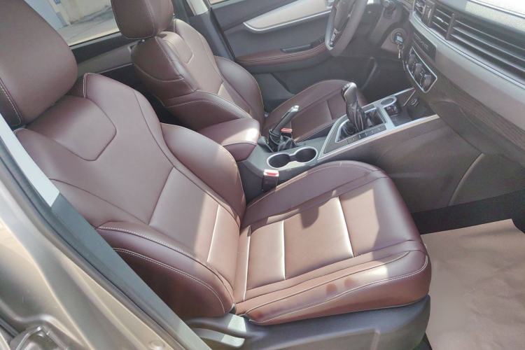Used FORTHING T5 2022 Grand Edition 1.6L Manual Dream-Chasing Five-Seat Model Right Front Seat