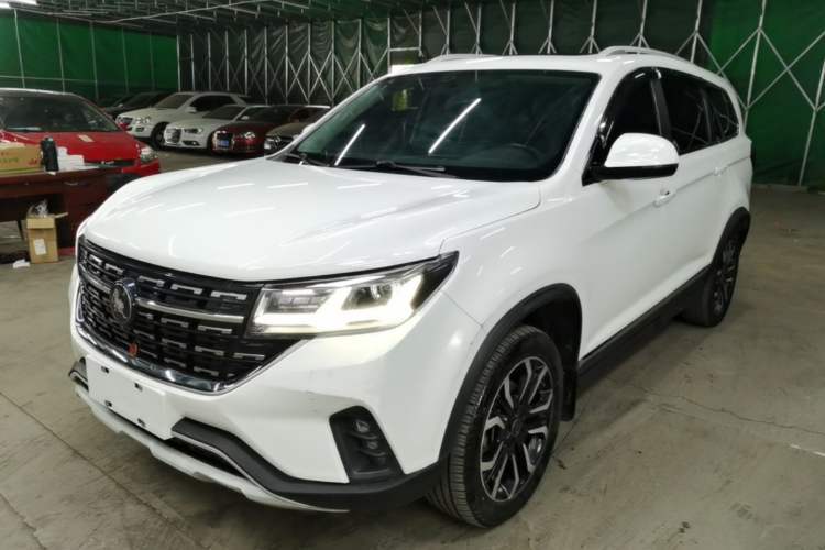 Used FORTHING T5 2022 Shengshi Version 1.5T Automatic - Yuanmeng Edition 5 Seats Guazi used car, China used car export, Used car for sale, Used cars, Cheapest cars for sale