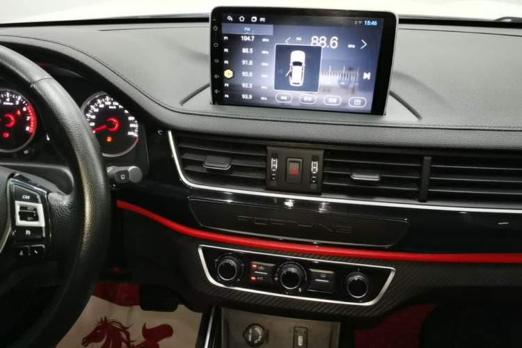 Used FORTHING T5 2022 Shengshi Version 1.5T Automatic - Yuanmeng Edition 5 Seats Audio And AC Panel