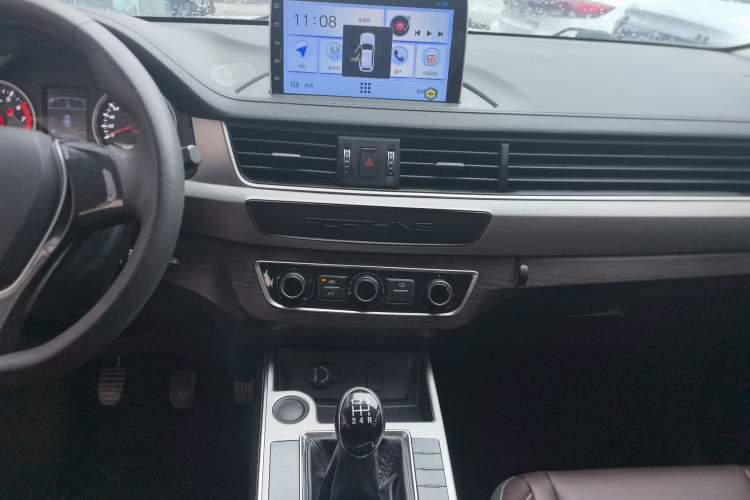 Used FORTHING T5 2022 Grand Edition 1.6L Manual Dream-Chasing Five-Seat Model Audio And AC Panel