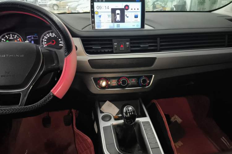 Used FORTHING T5 2022 Grand Edition 1.6L Manual Dream-Chasing Five-Seat Model Audio And AC Panel
