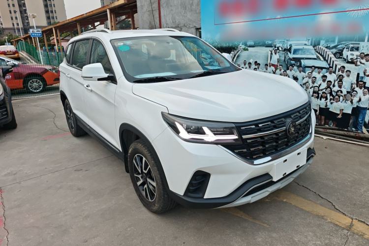 Used FORTHING T5 2022 Shengshi Edition 1.5T Automatic Dream Version Five Seats Exterior 2