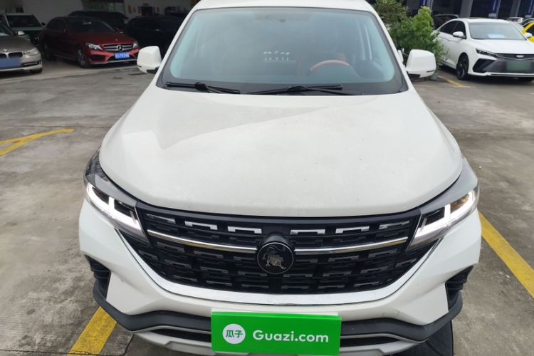 Used FORTHING T5 2022 Shengshi Edition 1.5T Automatic Dream Version Five Seats Exterior 2