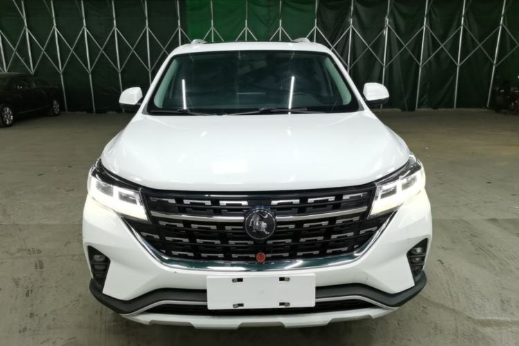 Used FORTHING T5 2022 Shengshi Version 1.5T Automatic - Yuanmeng Edition 5 Seats Front