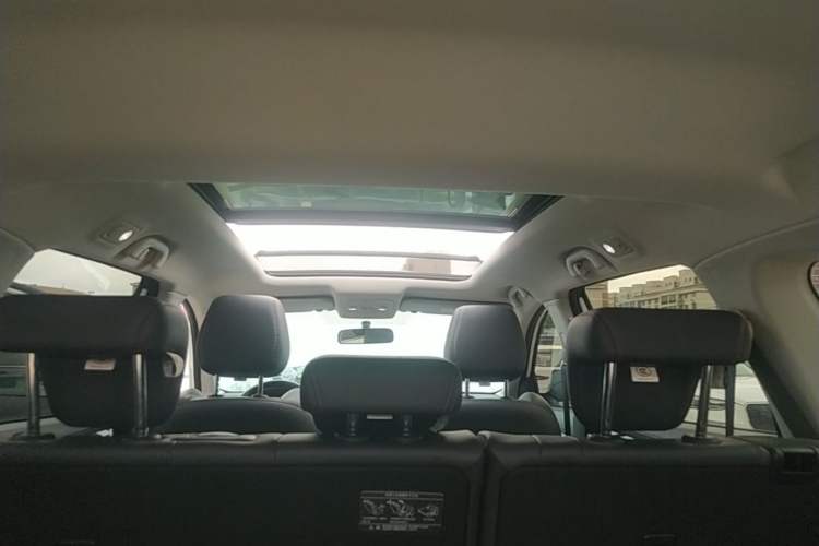 Used FORTHING T5 2022 Shengshi Version 1.5T Automatic - Yuanmeng Edition 5 Seats Headliner