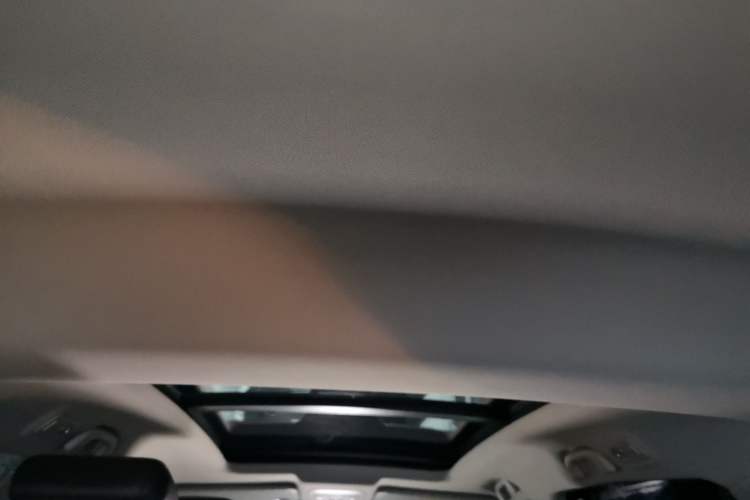 Used FORTHING T5 2022 Mach Edition 1.5T DCT Powerful 7-Seater Headliner