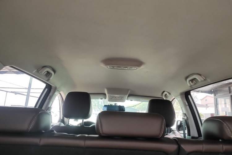 Used FORTHING T5 2022 Grand Edition 1.6L Manual Dream-Chasing Five-Seat Model Headliner