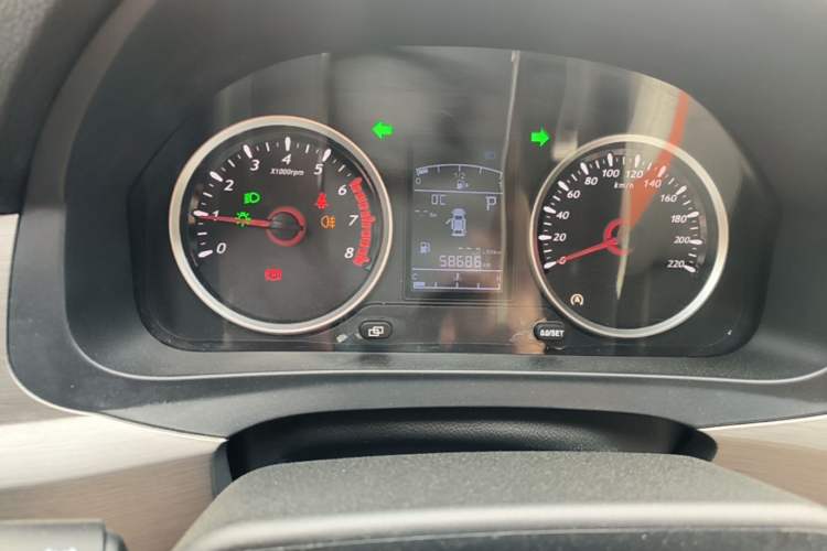 Used FORTHING T5 2022 Mach Edition 1.5T DCT High-Performance Five-Seater Instrument Cluster