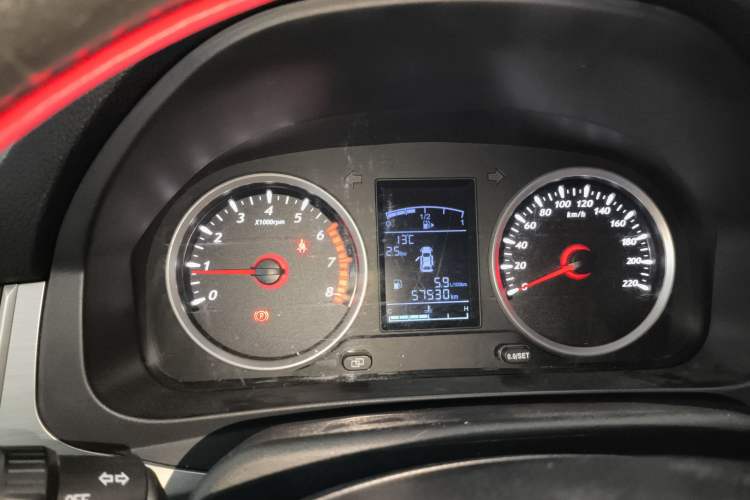Used FORTHING T5 2022 Grand Edition 1.6L Manual Dream-Chasing Five-Seat Model Instrument Cluster