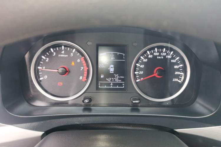 Used FORTHING T5 2022 Grand Edition 1.6L Manual Dream-Chasing Five-Seat Model Instrument Cluster