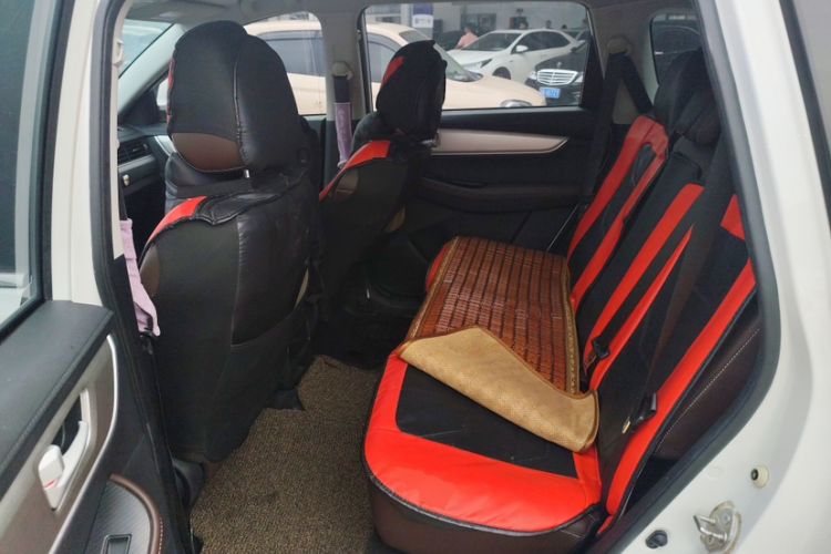 Used FORTHING T5 2022 Shengshi Edition 1.5T Automatic Dream Version Five Seats Interior 1