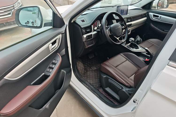 Used FORTHING T5 2022 Shengshi Edition 1.5T Automatic Dream Version Five Seats Interior 3