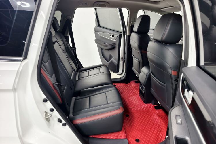 Used FORTHING T5 2022 Shengshi Version 1.5T Automatic - Yuanmeng Edition 5 Seats Interior 5