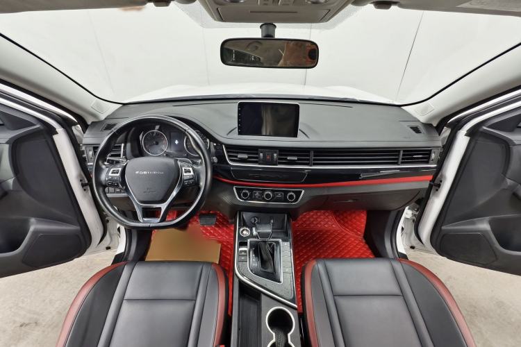 Used FORTHING T5 2022 Shengshi Version 1.5T Automatic - Yuanmeng Edition 5 Seats Interior 7