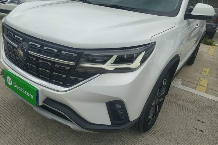 Used FORTHING T5 2022 Shengshi Version 1.5T Automatic - Yuanmeng Edition 5 Seats Left Front Headlight