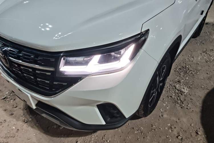 Used FORTHING T5 2022 Shengshi Edition 1.5T Automatic Dream Version Five Seats Left Front Headlight