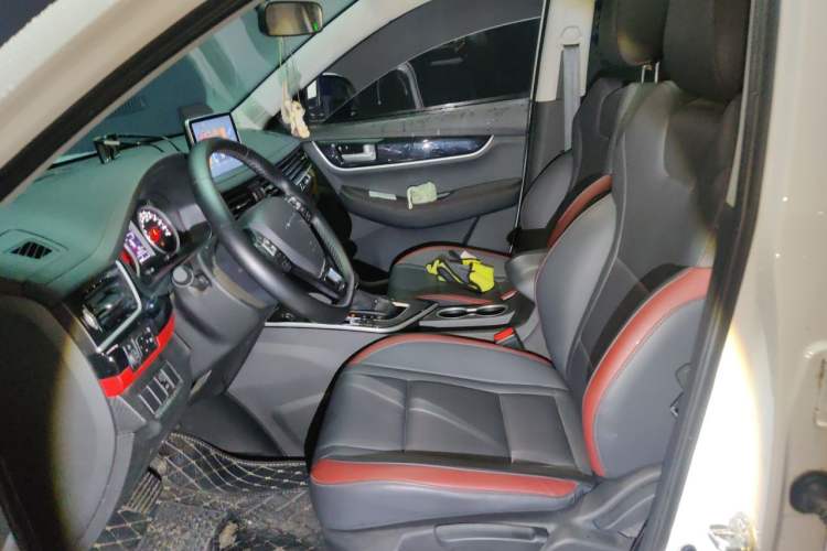 Used FORTHING T5 2022 Shengshi Version 1.5T Automatic - Yuanmeng Edition 5 Seats Left Front Seat