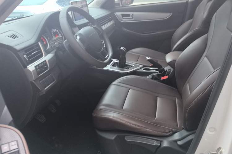 Used FORTHING T5 2022 Grand Edition 1.6L Manual Dream-Chasing Five-Seat Model Left Front Seat