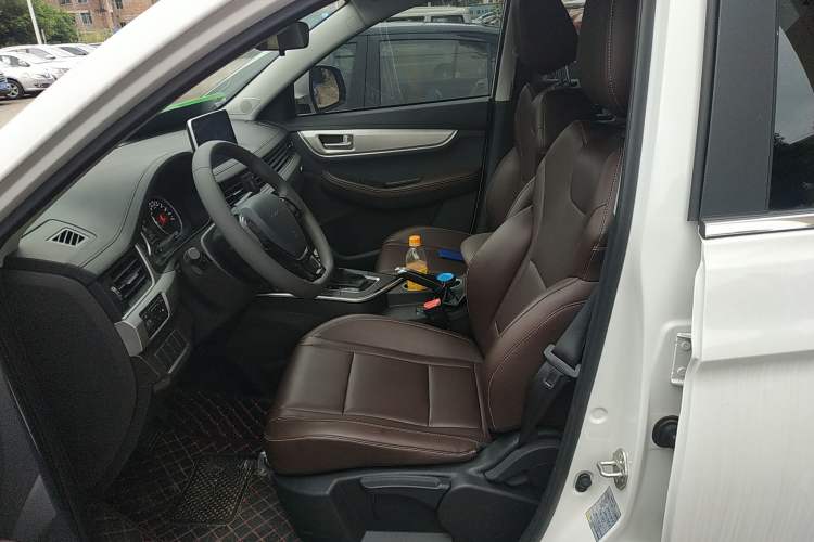 Used FORTHING T5 2022 Shengshi Edition 1.5T Automatic Dream Version Five Seats Left Front Seat