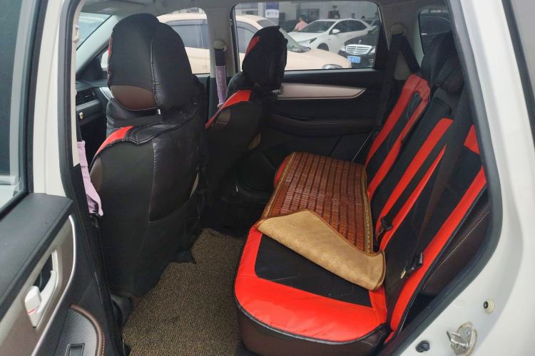 Used FORTHING T5 2022 Shengshi Edition 1.5T Automatic Dream Version Five Seats Left Rear Seat