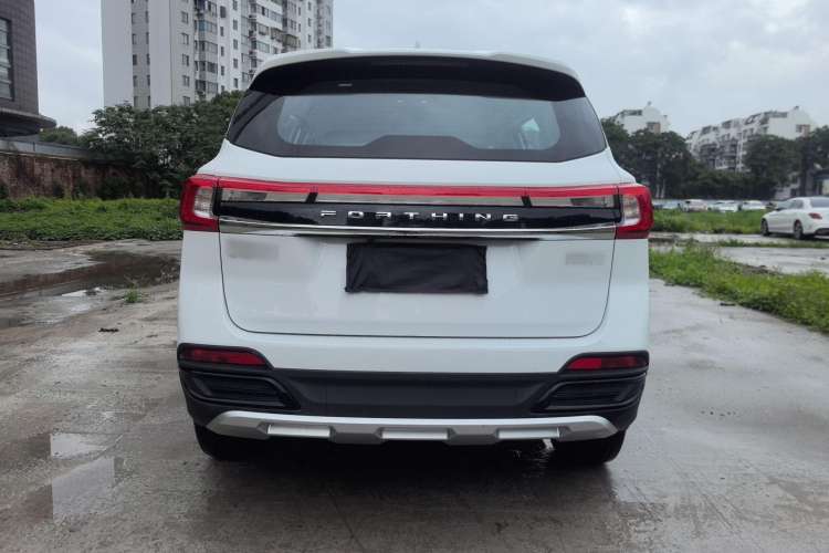 Used FORTHING T5 2022 Grand Edition 1.6L Manual Dream-Chasing Five-Seat Model Rear