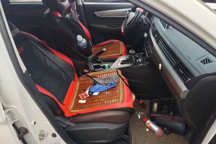 Used FORTHING T5 2022 Shengshi Edition 1.5T Automatic Dream Version Five Seats Right Front Seat
