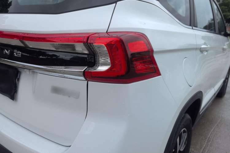 Used FORTHING T5 2022 Grand Edition 1.6L Manual Dream-Chasing Five-Seat Model Right Rear Taillight