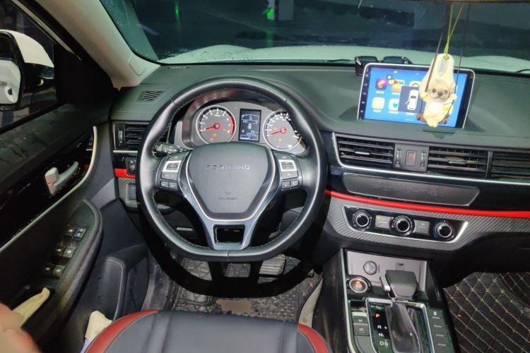 Used FORTHING T5 2022 Shengshi Version 1.5T Automatic - Yuanmeng Edition 5 Seats Steering Wheel
