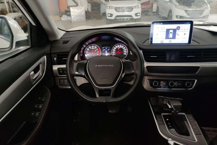 Used FORTHING T5 2022 Shengshi Edition 1.5T Automatic Dream Version Five Seats Steering Wheel