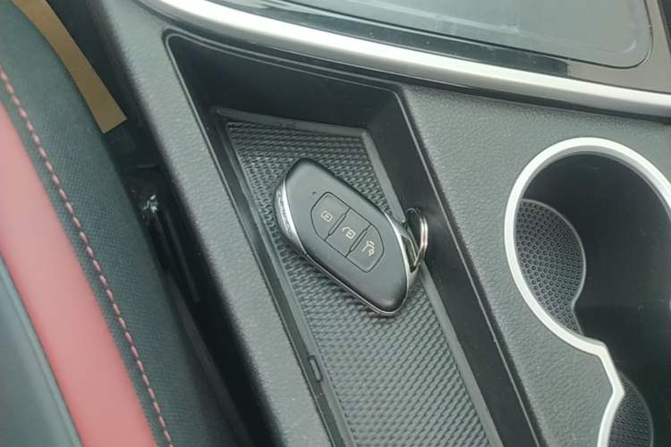 Used FORTHING T5 2022 Shengshi Version 1.5T Automatic - Yuanmeng Edition 5 Seats Vehicle Key