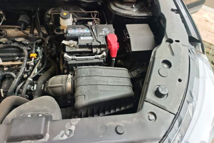 Used FORTHING T5 2023 Grand Edition 1.6L Manual Dream Version Five Seats Engine Bay Left