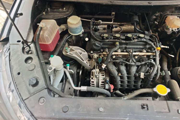 Used FORTHING T5 2023 Grand Edition 1.6L Manual Dream Version Five Seats Engine Bay Right