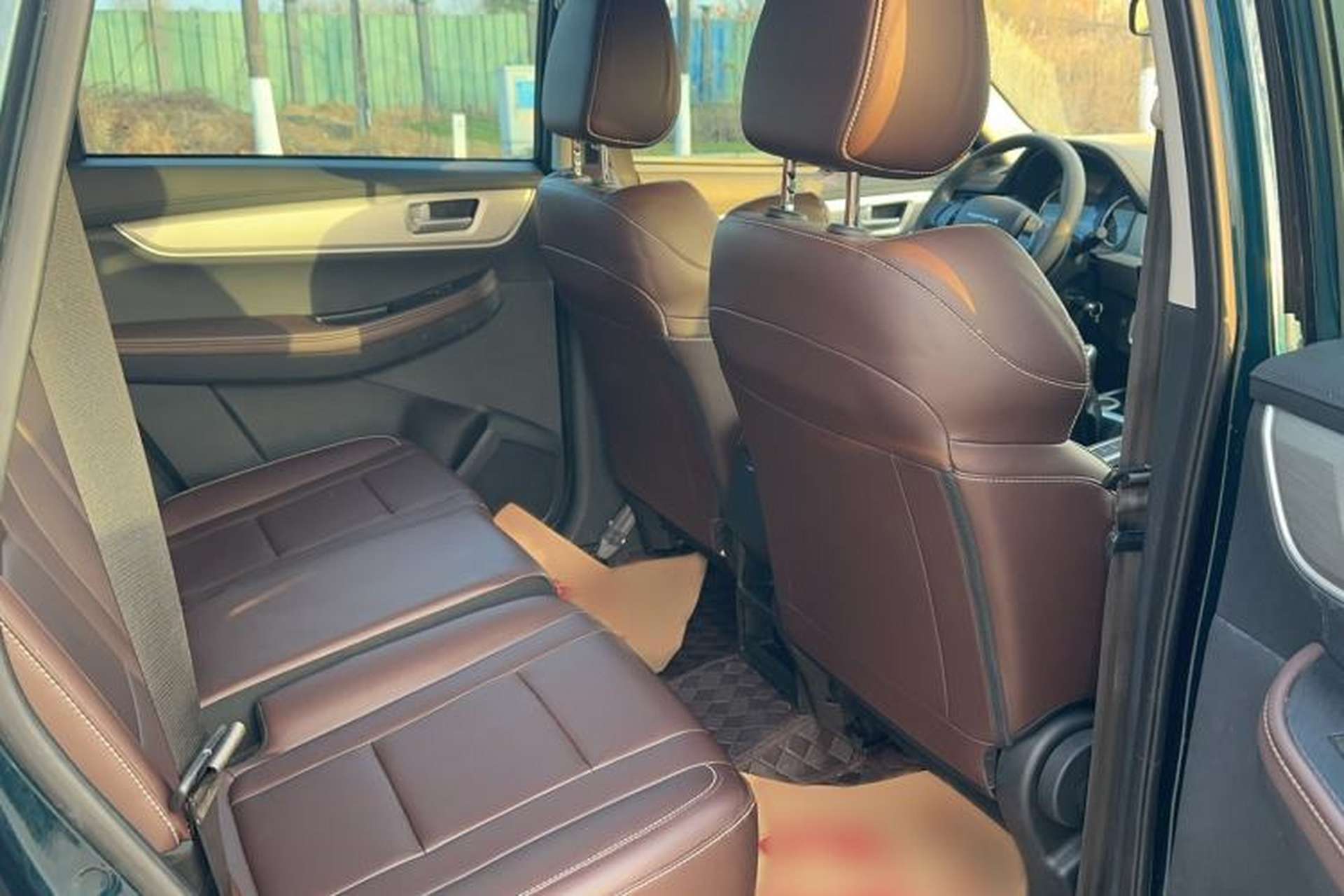 Used FORTHING T5 2023 Grand Edition 1.6L Manual Dream Version Five Seats Interior 5