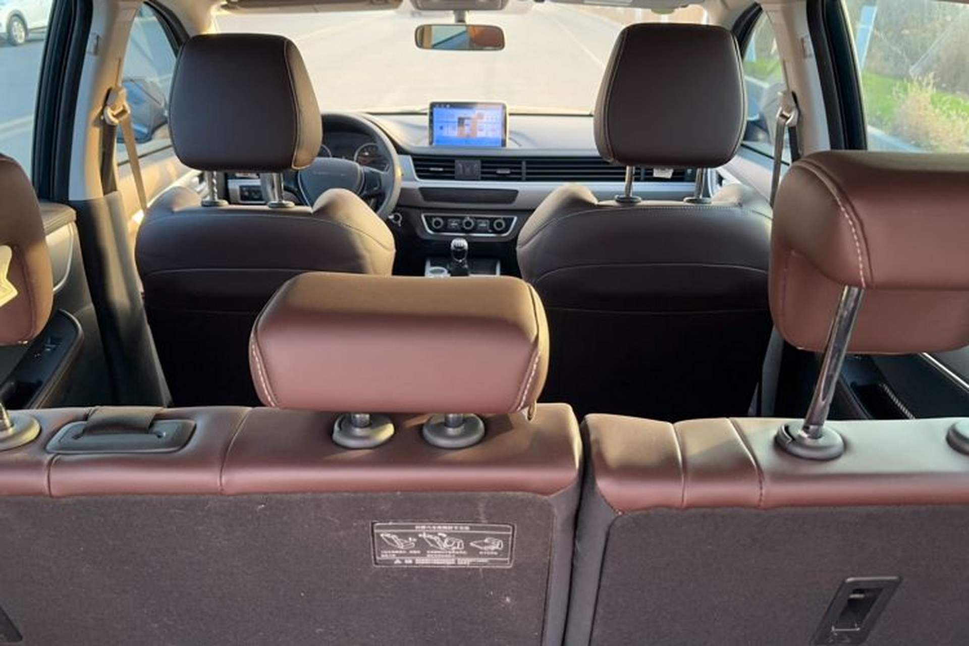 Used FORTHING T5 2023 Grand Edition 1.6L Manual Dream Version Five Seats Interior 7