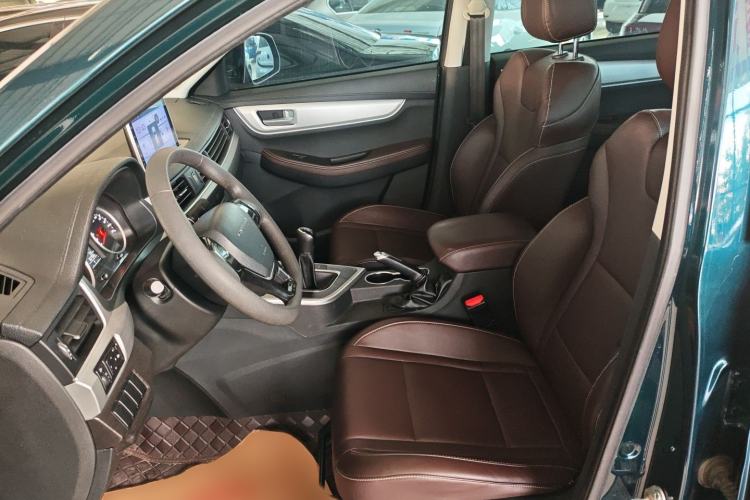 Used FORTHING T5 2023 Grand Edition 1.6L Manual Dream Version Five Seats Left Front Seat