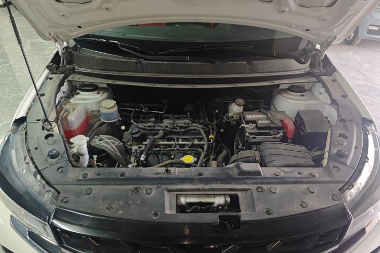 Used FORTHING T5 2023 Grand Edition 1.6L Manual Dream Version Five Seats Engine Bay