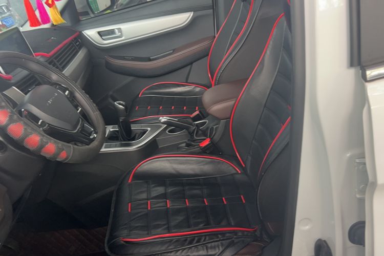 Used FORTHING T5 2023 Grand Edition 1.6L Manual Dream Version Five Seats Left Front Seat