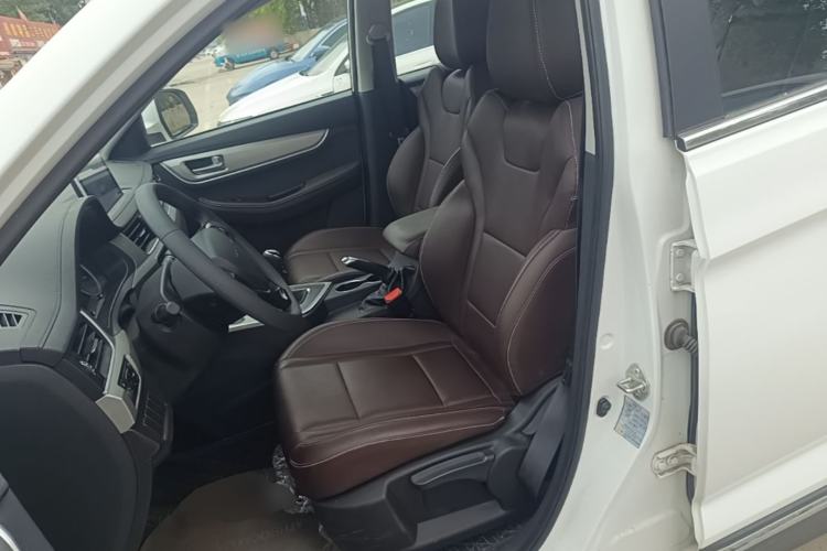 Used FORTHING T5 2023 Grand Edition 1.6L Manual Dream Version Five Seats Left Front Seat