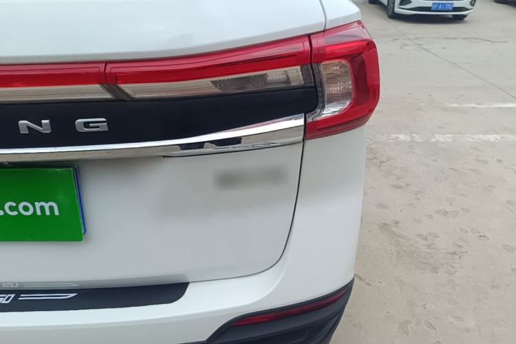 Used FORTHING T5 2023 Grand Edition 1.6L Manual Dream Version Five Seats Right Rear Taillight