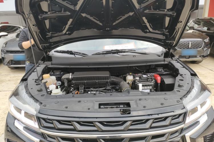 Used FORTHING T5 2024 Grand Edition 1.6L Manual Dream-Chasing Version 5 Seats Engine Bay