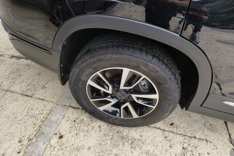 Used FORTHING T5 2024 Grand Edition 1.6L Manual Dream-Chasing Version 5 Seats Exterior 5