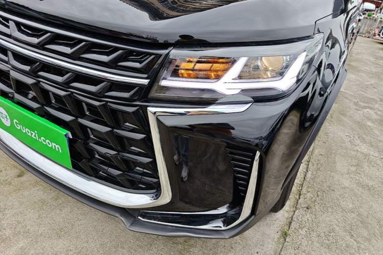 Used FORTHING T5 2024 Grand Edition 1.6L CVT Dream Version 5 Seats Left Front Headlight