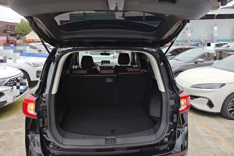Used FORTHING T5 2024 Grand Edition 1.6L CVT Dream Version 5 Seats Trunk